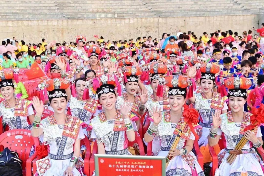 经典情歌大全老歌联唱，岁月长河中的旋律之美