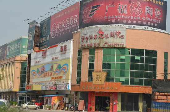 江宁百货批发市场周边的繁荣生态与商业活力